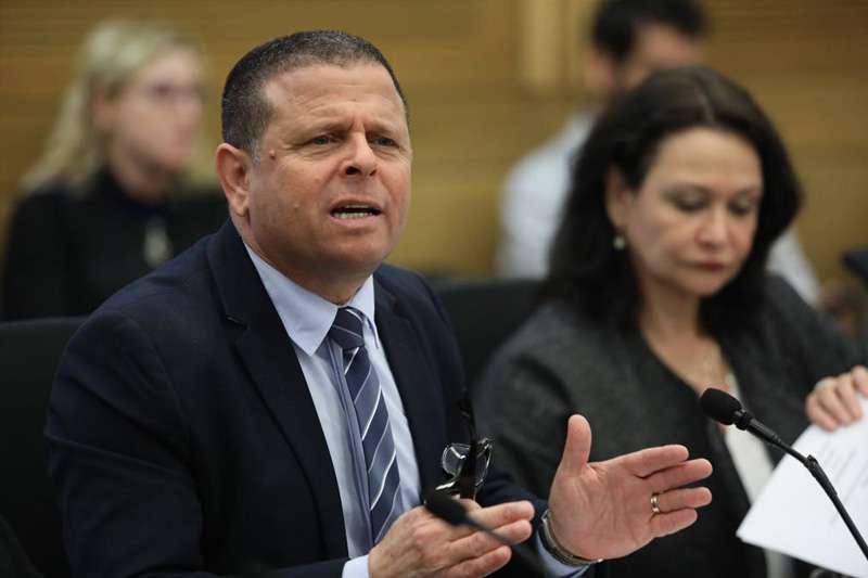 ״מדינת ישראל חייבת להחליף את נתניהו, אנחנו חייבים אוויר״