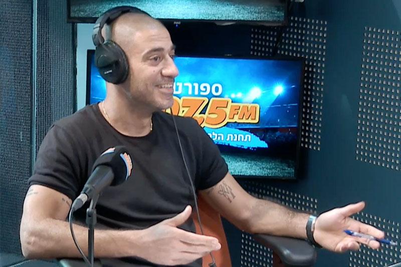 יש לנו מנצח: 