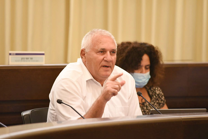 ״משרד האנרגיה והעומד בראשו הפכו להיות לוביסטים של בתי הזיקוק״