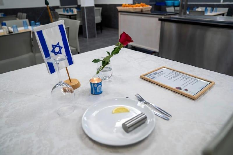 לקראת יום הזיכרון: מיזם "שולחן לנופל" יוצב בבסיס חיל הים בחיפה