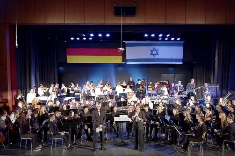 לעיני 500 צופים: תזמורת הנוער של טירת כרמל הופיעה בגרמניה