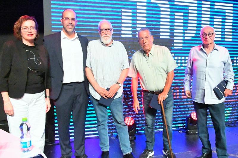 מימין לשמאל: צביקה רק, אלי בן-עטר, עמי מורג, איתי אלימלך ועינת קליש | צילום: ראובן כהן, דוברות עיריית חיפה