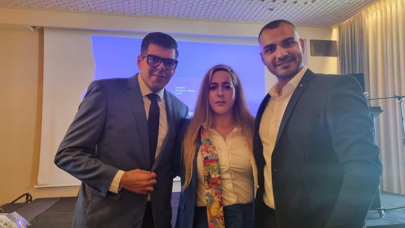 מימין: ניר שובר, הלן דורפמן וחמדה מסרי | צילום: רדיו חיפה