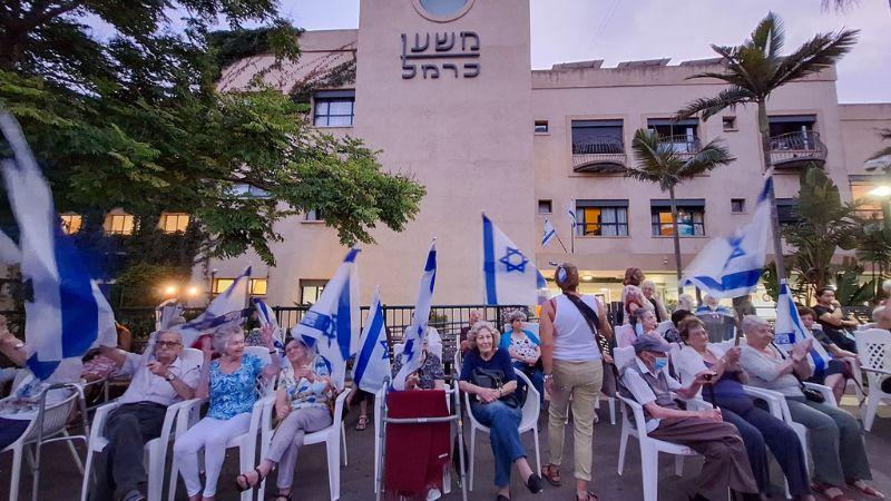 הפגנת דיירי משען | צילום: עומר מוזר