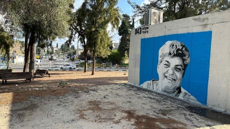 ציורה של רחל מאופקים על מקלט ציבורי בחיפה | צילום: ענת סלומון, דוברות עיריית חיפה