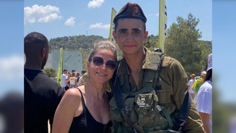 ירון זהר ז"ל ואימו ליהיא | צילום: באדיבות המשפחה