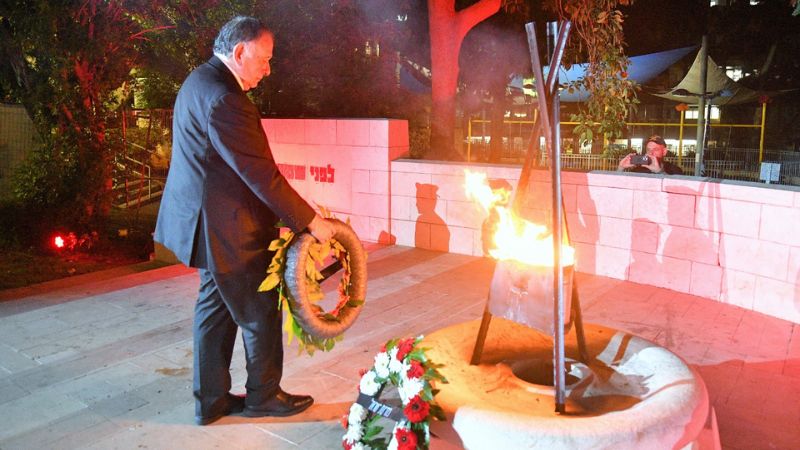 יונה יהב בעצרת יום הזיכרון לחללי מערכות ישראל ונפגעי פעולות האיבה | צילום: ראובן כהן, דוברות עיריית חיפה
