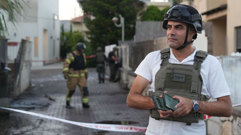 ״באיזה עולם ביירות בירת הטרור יורה עלינו ואנחנו שותקים?״