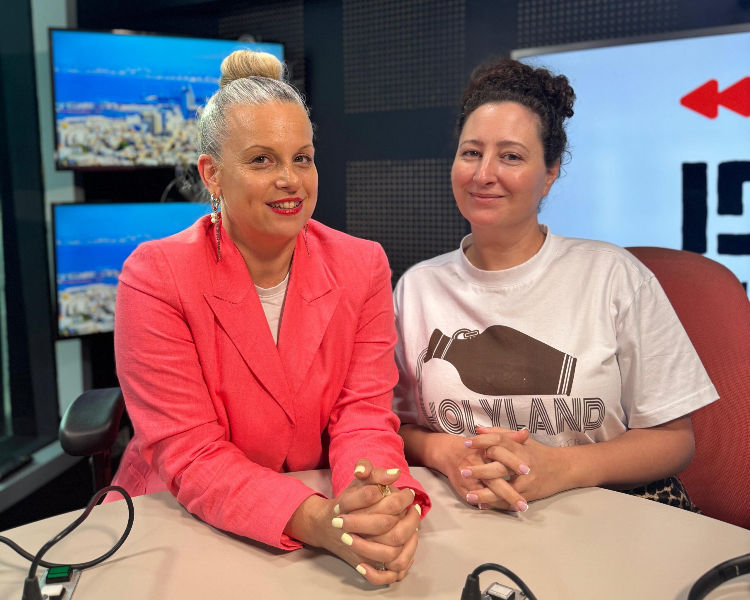 פרק 10 – אופנה חיפאית | רחל גץ סלומון