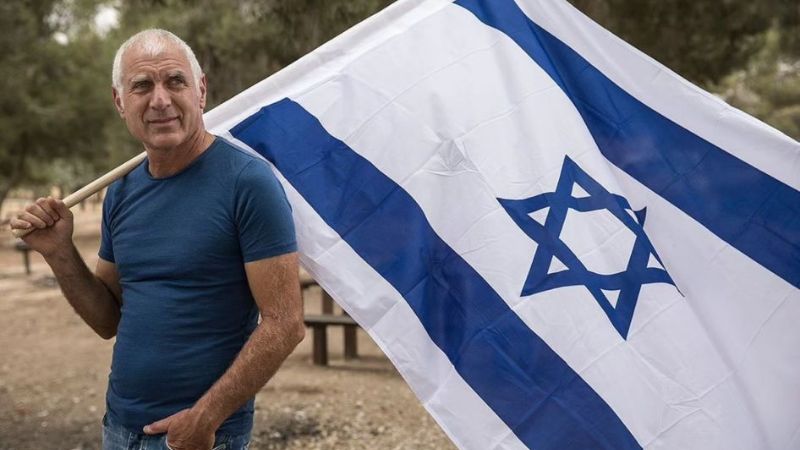 ״יום קשה מאוד, התמונה עם העיניים של שירי מתחננת לעזרה חרוטה לי״