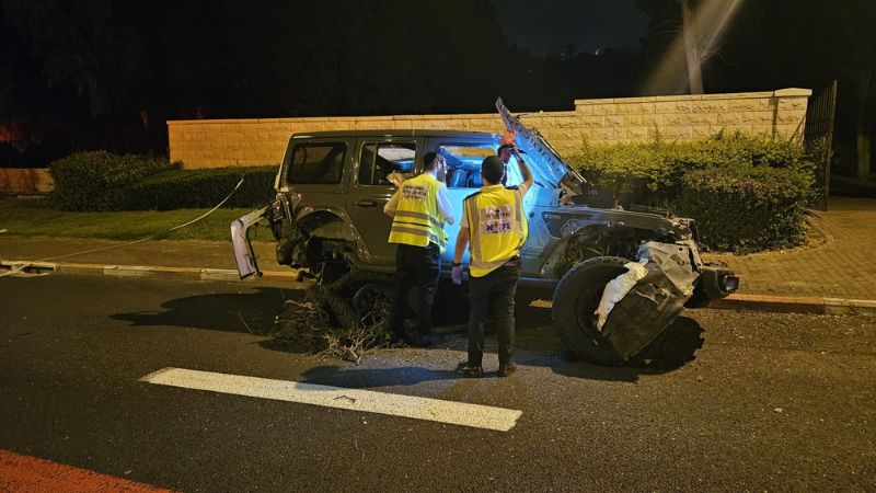 הלילה בחיפה: הרוג ושלושה פצועים בתאונת דרכים ליד בתי העלמין