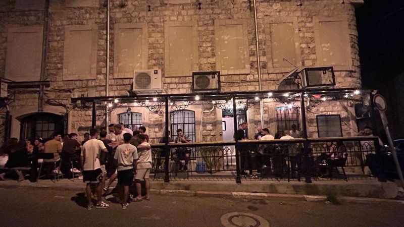 הטרסה של בר הדלפק | צילום: הדלפק