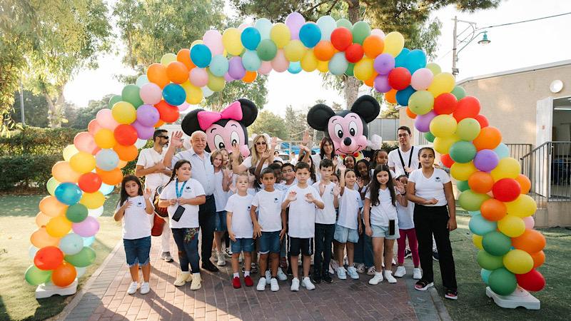 דוד אבן צור, עם תלמידי אורים, קרית ים | צילום: ניר שטיינברג