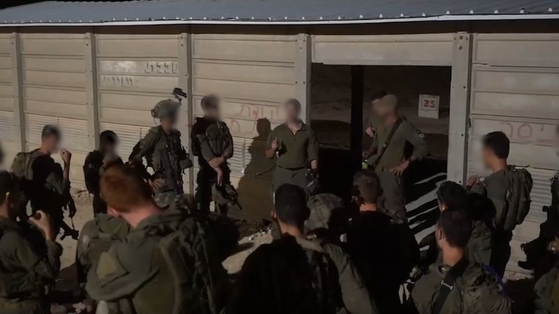 אוגדה 98 בהיערכות לכניסה ללבנון | צילום: דובר צה"ל