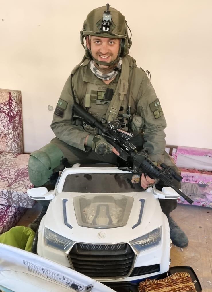 "חפ״ק לג׳יפ עכשיו!". סא"ל (מיל') נתי אלקובי על מכונית הצעצוע בעזה | צילום: אלבום פרטי