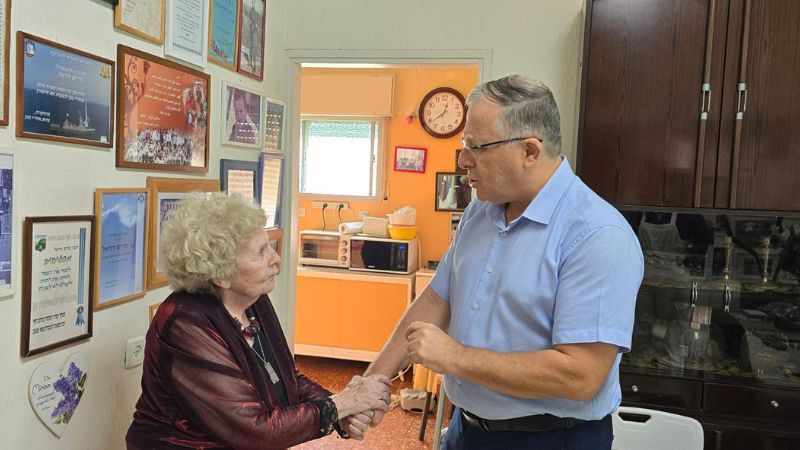 אריכות חיים: יקירת העיר קרית ביאליק חוגגת 100 שנים