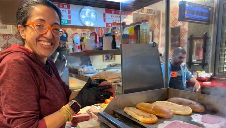 סיגי, בתה של ברכה שמואלי | צילום: דיגיטל רדיו חיפה