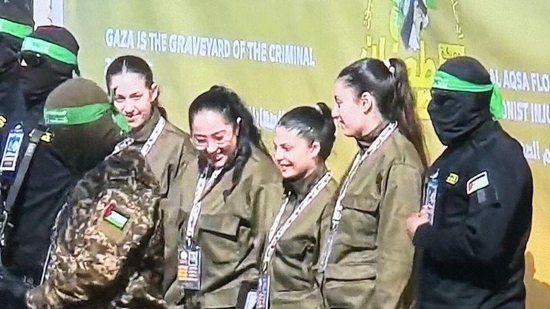 קרינה ארייב, דניאלה גלבוע, לירי אלבג, נעמה לוי | צילום: מתוך שידורי אל ג'זירה