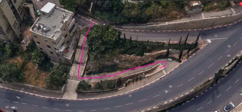 כיצד להגיע בבטחה למעבר הפירמידה מרחוב הרב אוחנה (מסומן בוורוד)