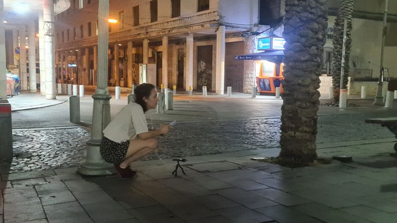 בזמן ההקלטות בכיכר פריז | צילום: טל געש