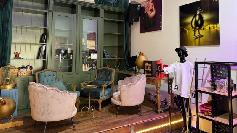 גלריה שאט דה רו, הנמל 34 | צילום: חגית הורנשטיין