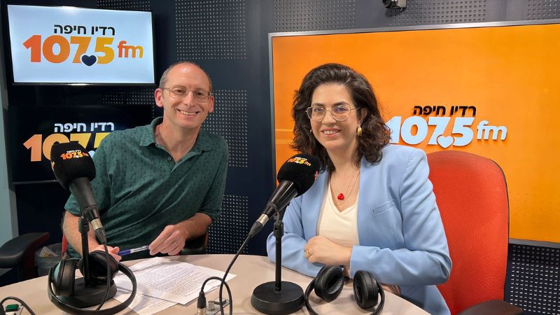 המומחים | ד