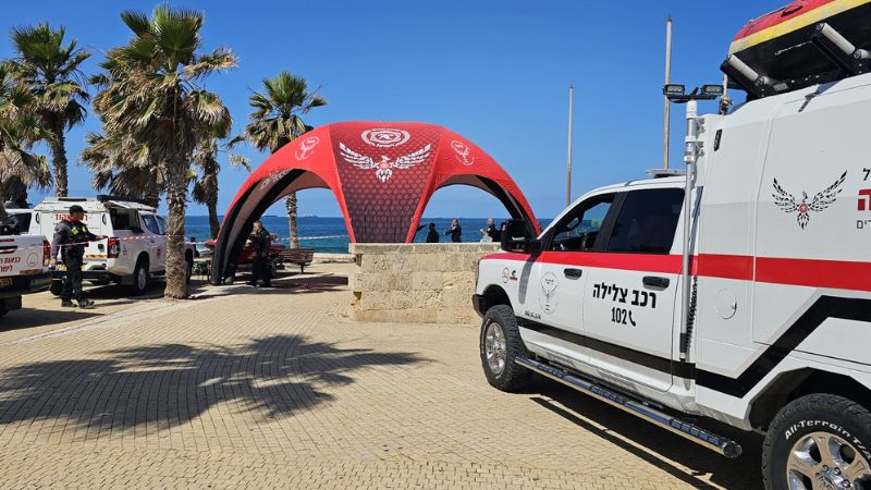 הסריקות בחוף עכו | צילום: כב