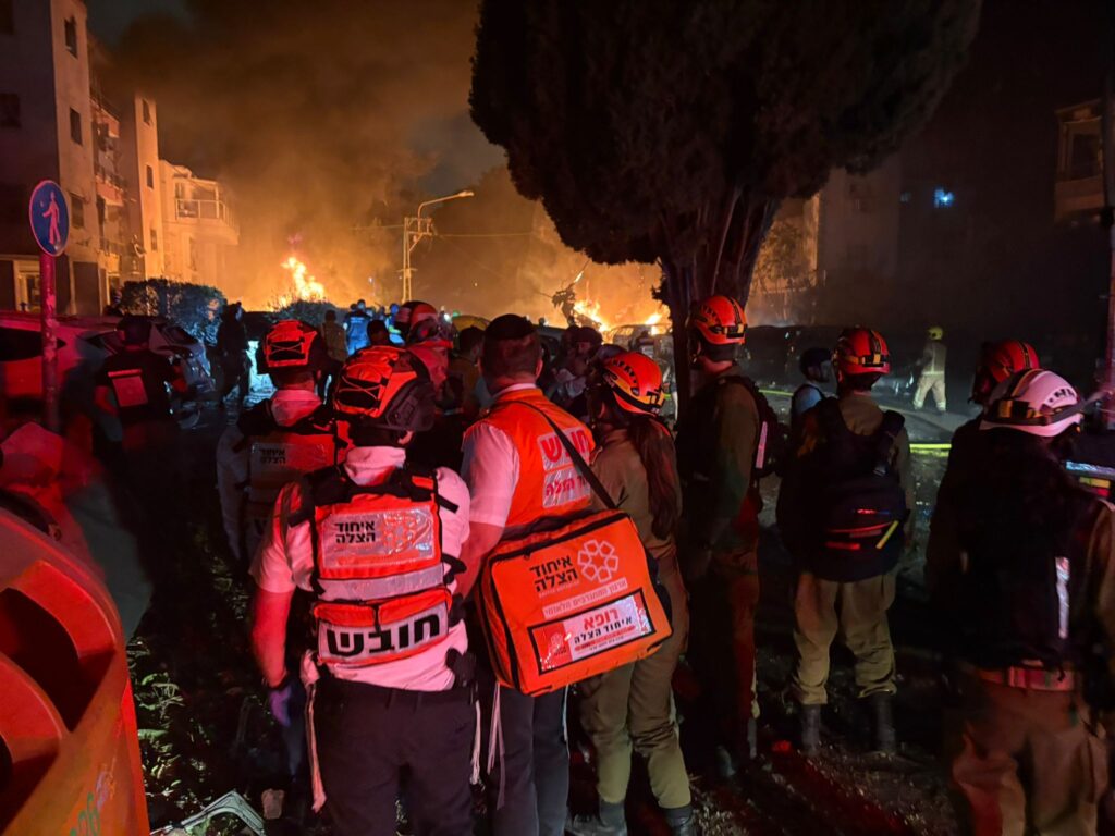 זירת הנפילה בחיפה | צילום: דוברות איחוד הצלה כרמל
