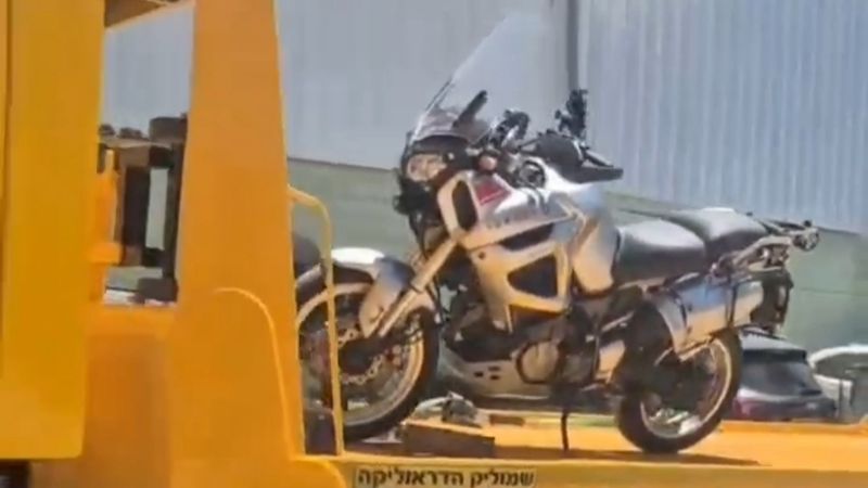 האופנוע עליו רכב הצעיר שמעולם לא הוציא רישיון נהיגה | צילום: דוברות המשטרה