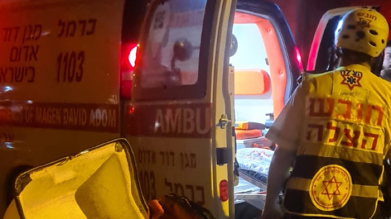 אלימות הלילה בהדר: גבר כבן 30 נורה ברכבו