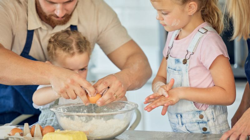 ללא מסכים וקניון: ארבע פעילויות משפחתיות, יצירתיות וביתיות לסיום החופש הגדול