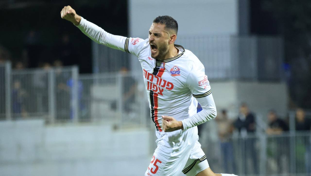בחלק העליון: 2-1 להפועל חיפה על בני ריינה