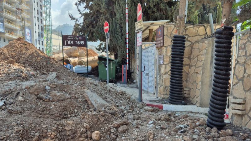 הכירו את מעבר המכשולים בכניסה לשער אורן בבית העלמין חיפה