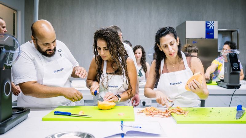מייקל יטברק מדריך במתחם הקולינרי Paname מאסטר קלאס | צילום: שני צדיקריו