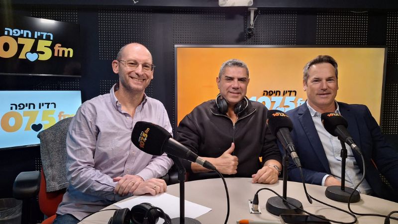 רני בנדר, התארח באולפן נדלניסט לספר על כניסת התעשיות הביטחוניות לחיפה והחזון לפיתוח כלכלי של העיר.