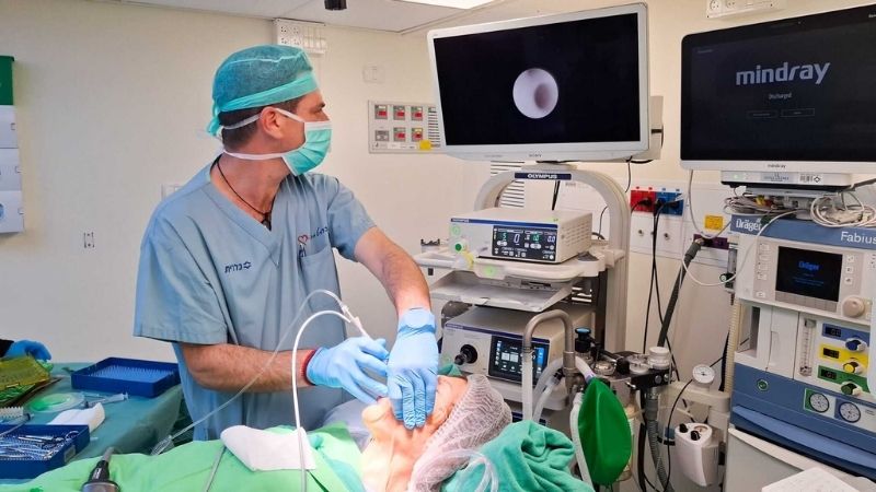 סוף לניתוחים המורכבים בפנים: שירות חדשני בכרמל מציל את בלוטות הרוק ללא צלקות