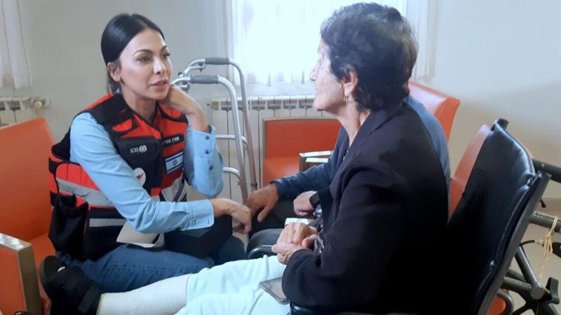 עמותת יד עזר לחבר משיקה מוקד סיוע והפגת הבדידות לניצולי שואה בכל הארץ