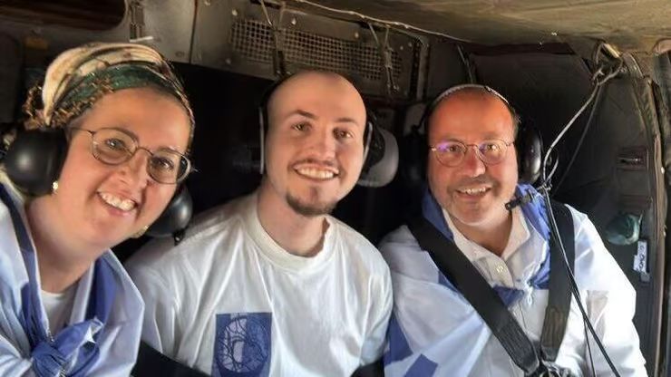 ״מחפש את הנתיב לעזור לעם ישראל, אזרחי או ציבורי פוליטי״