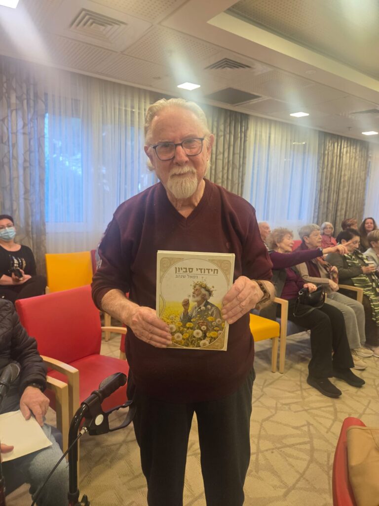 רפי שנהב בהשקת הספר 