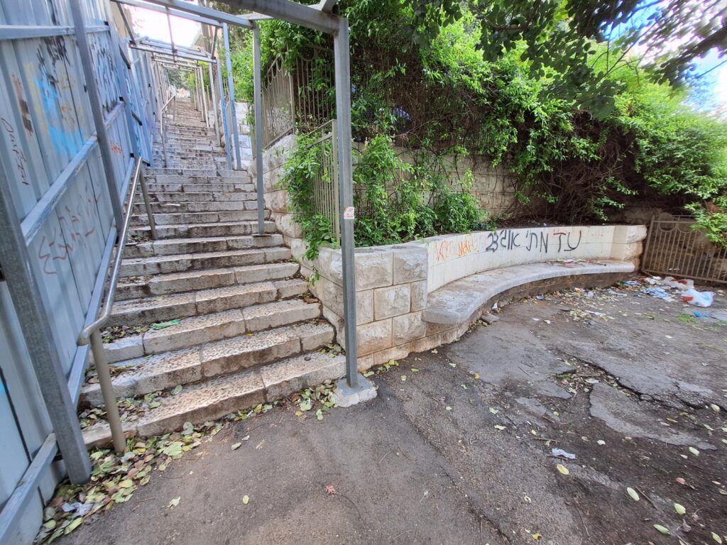 מדרגות עומר אל כיאם | צילום: עומר מוזר