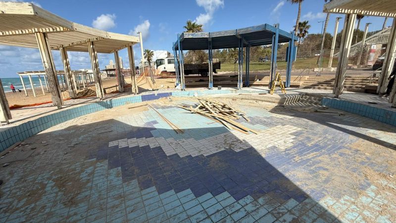 נערכים לעונת הרחצה: החלו עבודות לשיפוץ בריכת הפעוטות שבחוף חוף זמיר