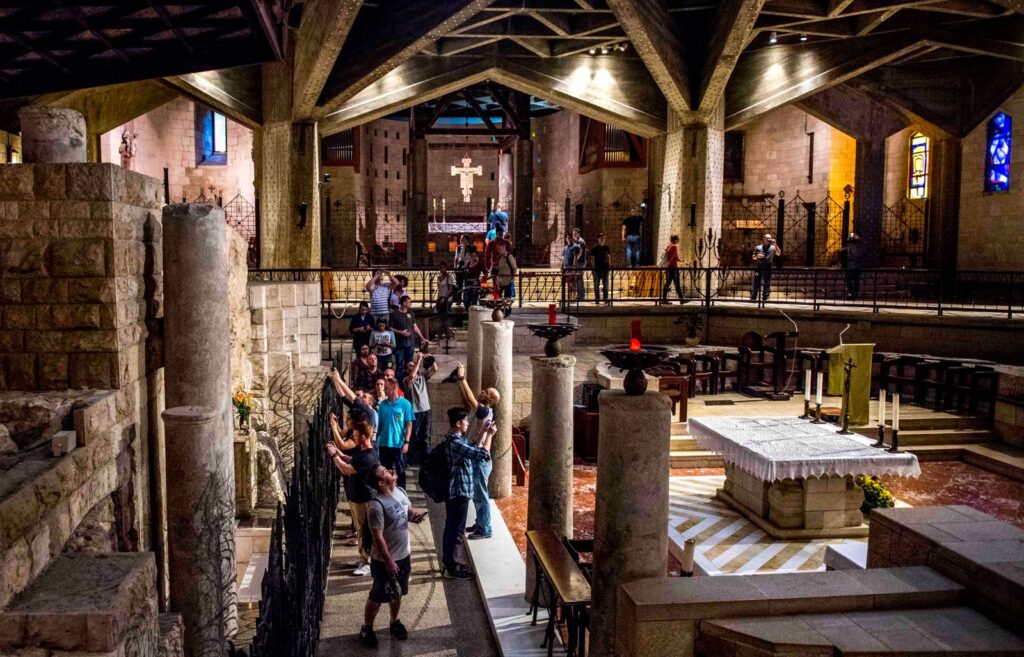 חיילי הצי השישי בביקור בעכו | צילום: U.S. Navy photo by Mass Communication Specialist Seaman Darien Weigel/Released