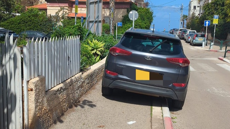 החנייה בכחול-לבן בחיפה עדיין בחינם, אך תוגבר האכיפה נגד עבירות חנייה חמורות