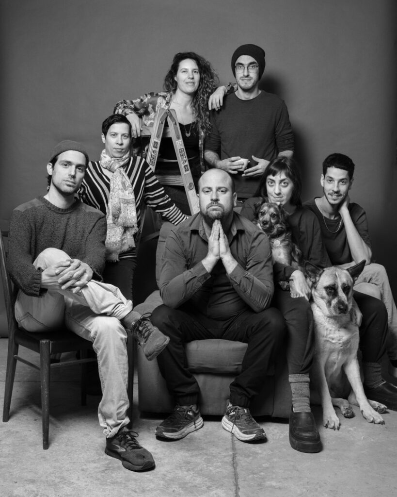 צוות הגולדמונד. יושב במרכז אייל לבקוביץ' | צילום: יגאל פליקס