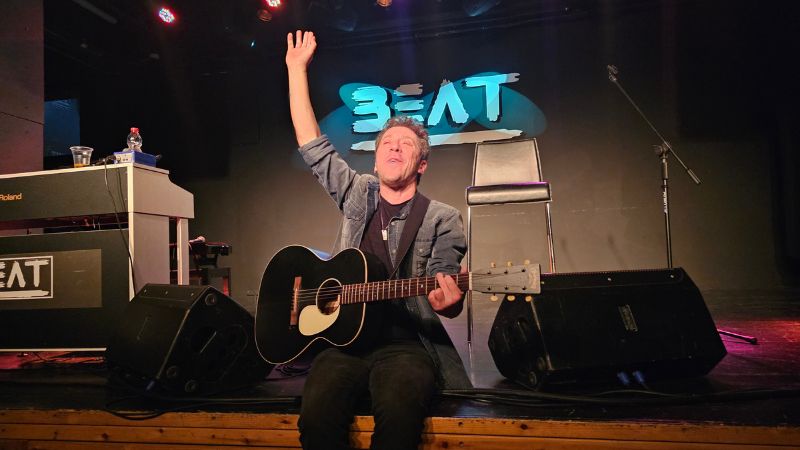 הקומיקאי עידן אלתרמן על בית ילדותו