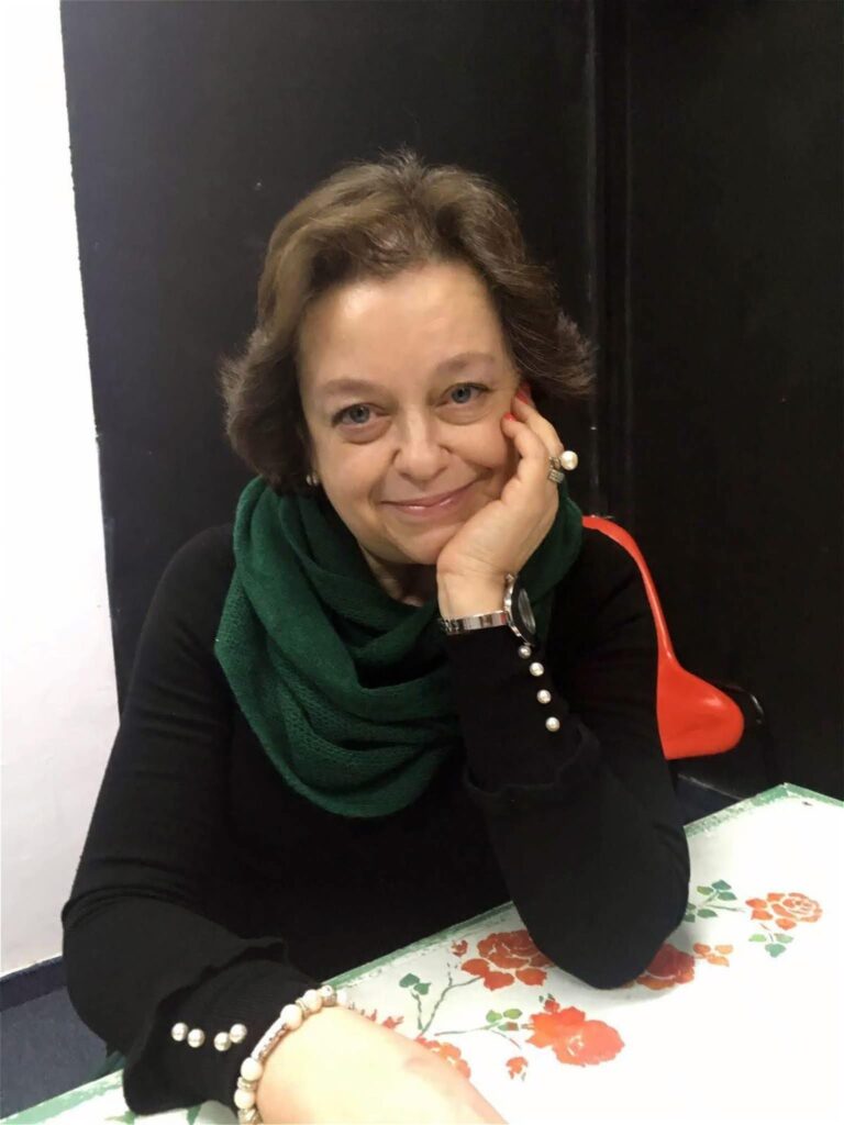 לנה אוסטרובסקי ז