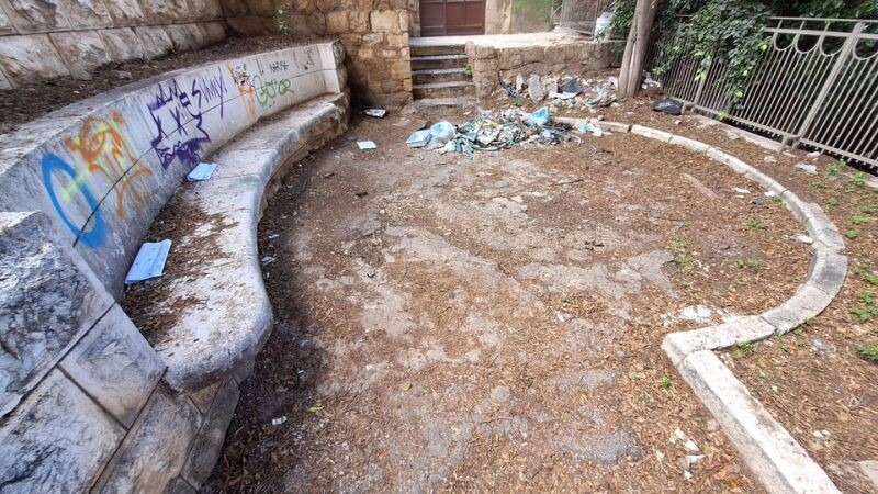 לטפח, לנקות, לסדר, מדרגות עומר על כיאם | צילום: עומר מוזר