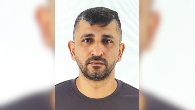 המשטרה פרסמה את שמו ותמונתו של נהג המונית החשוד באונס קטינה