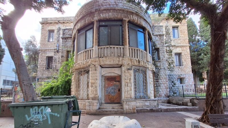 בחזרה לרחוב: העיר עוברת דרכו ולא רק חולפת על פניו