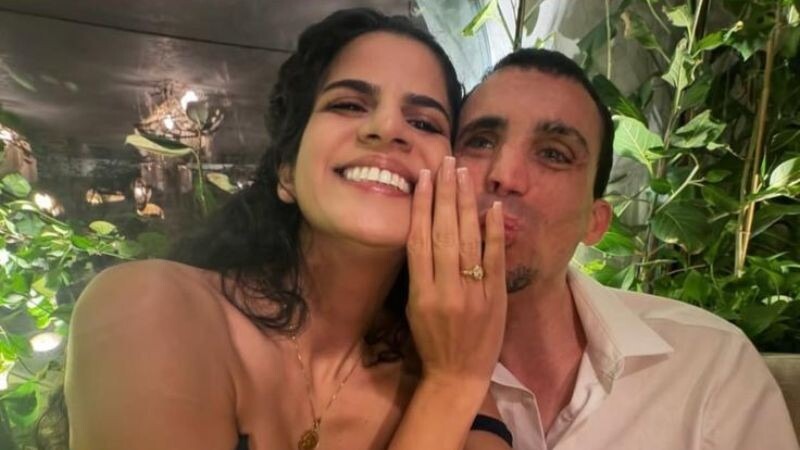 סוף סוף חדשות טובות: אוֹרַן אלמוג הציע נישואין לבת זוגו בלוס אנג'לס